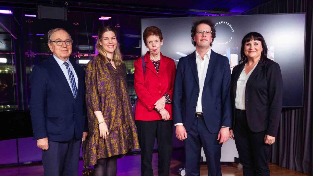 Kuvassa joulukuussa 2024 valittu Soitinakatemiat ry:n hallitus: Erkki Liikanen, Anni Pokki, Tuula Sarotie, Janne Malmivaara ja Tanja Nisonen. Kuva: Jani Telatie