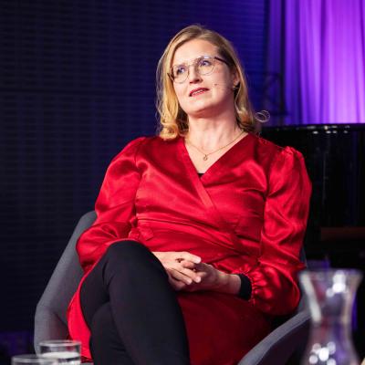 Pirre Raijas participates in the panel discussion. Photo: Jani Telatie
